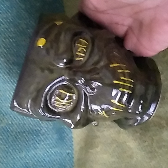 Trader Sams Grog Grotto Shrunken Zombie Head Green Tiki Mug 1st Edition Glossy - Picture 6 of 10